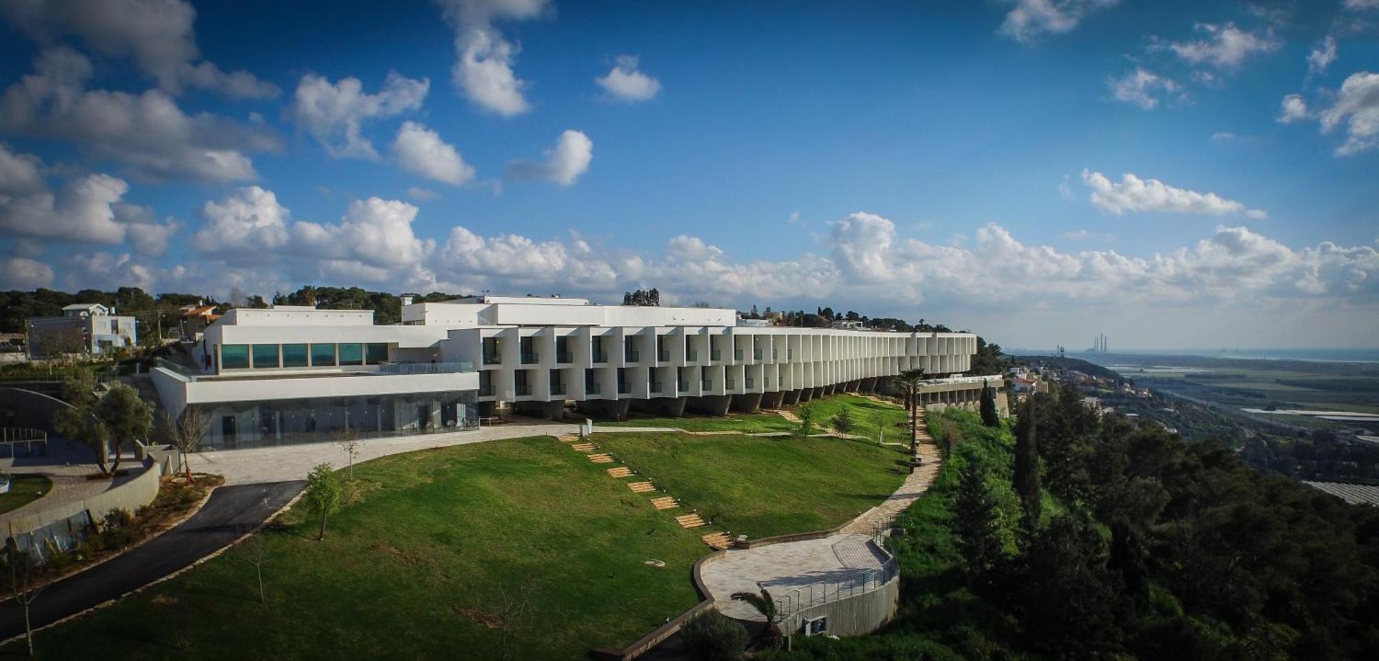 Elma Hotel And Art Complex Zikhron Ya'akov Exterior foto